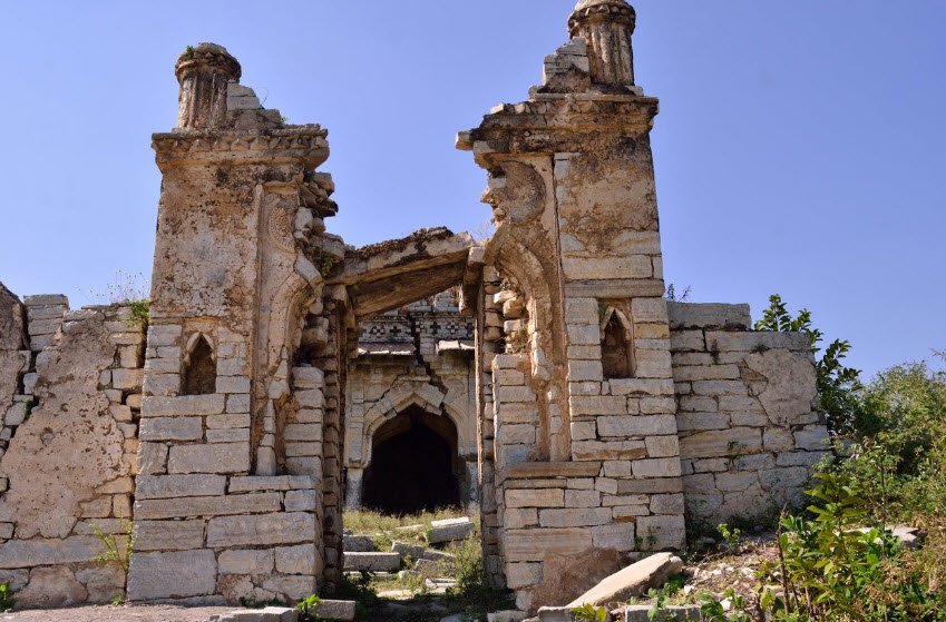 Manyakheta Fort, Kalaburagi (Gulbarga), Karnataka - Vushii.com Manyakheta Fort, Kalaburagi (Gulbarga), Karnataka - Vushii.com